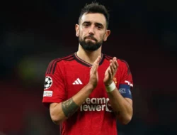 Bruno Fernandes Terlibat Adu Mulut dengan Legenda Everton di Pinggir Lapangan