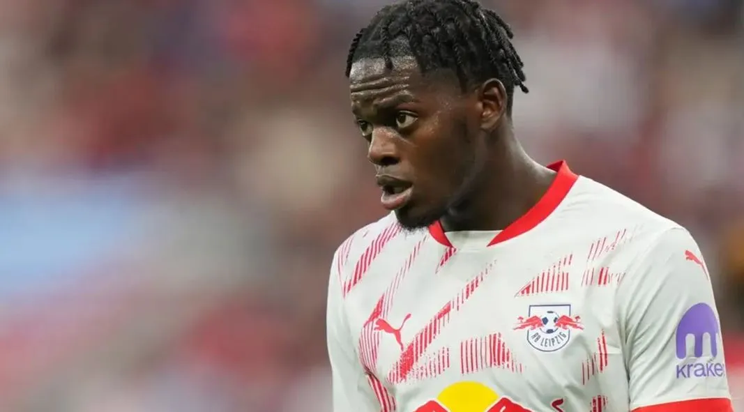 Peremajaan Tim, Manchester United Bakal Impor Bek dari Jerman? Castello Lukeba