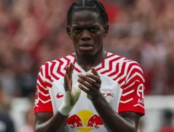 Peremajaan Tim, Manchester United Bakal Impor Bek dari Jerman?