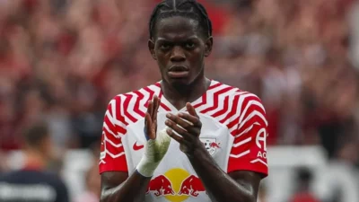 Peremajaan Tim, Manchester United Bakal Impor Bek dari Jerman?