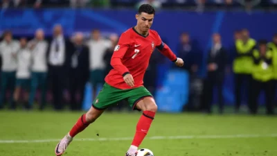 Si Tua yang Tak Pernah Tua: Cristiano Ronaldo dan Rahasia Awet Mudanya