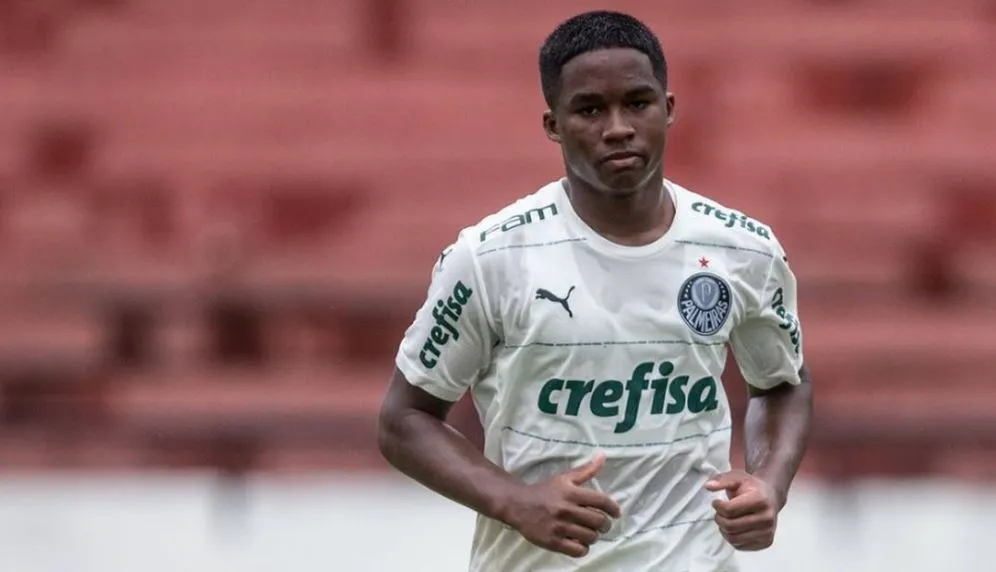 Strategi Real Madrid Matangkan Endrick: Bukan Sekadar Bintang, Tapi Legenda Masa Depan Endrick