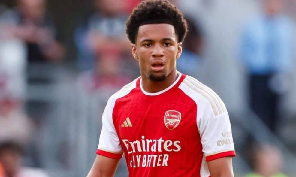 Ternyata Ethan Nwaneri Tidak Diperbolehkan Masuk Ruang Ganti Arsenal, Kenapa? Ethan Nwaneri