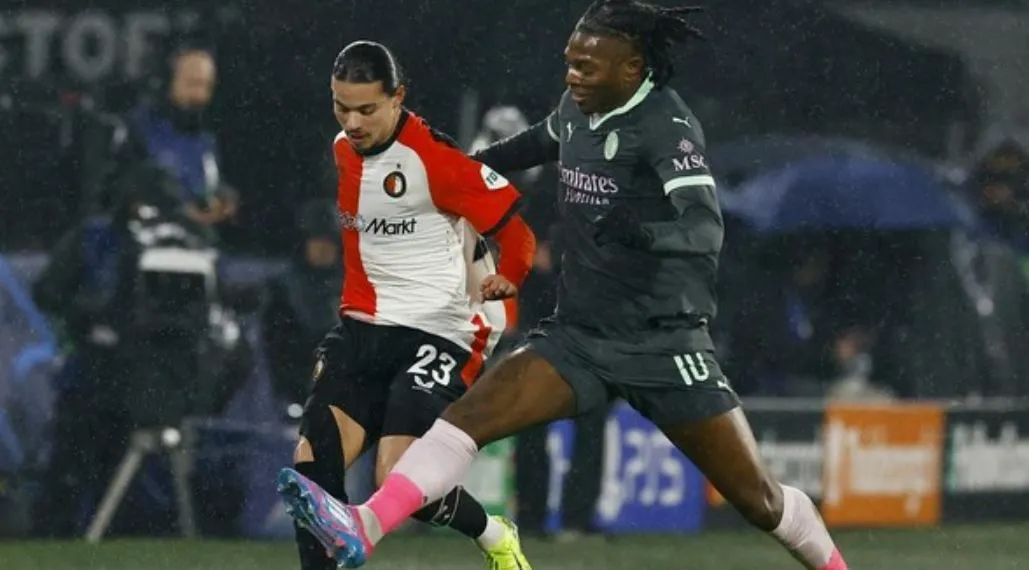 Kekuatan Pemain ke-12 Feyenoord Feyenoord