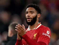 Sebelum Cedera Lagi di Laga Plymouth vs Liverpool, Perasaan Joe Gomez Sudah Tidak Enak