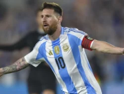 Legenda yang Membentuk Sepak Bola Modern: Dari Rimet hingga Messi