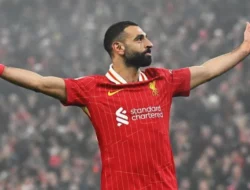 Mohamed Salah Mainkan Tawaran Arab Saudi untuk Desak Kontrak Baru di Liverpool?