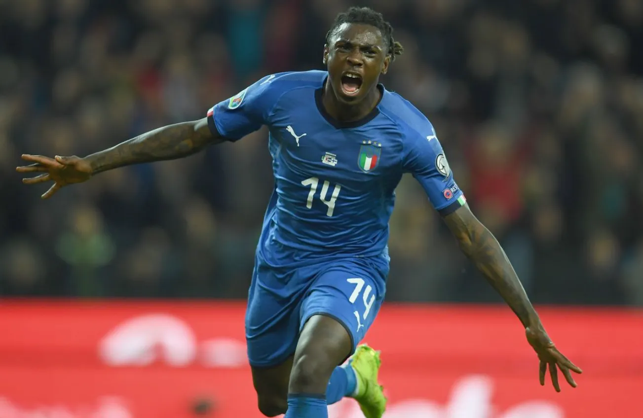 Juventus Menyesal Melepas Kean? Perbandingan dengan Vlahovic di Musim 2024/25 Moise Kean