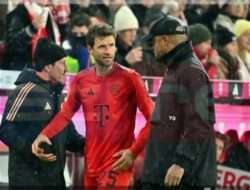 Ini 2 Penyebab Thomas Mueller dan Kompany Panas