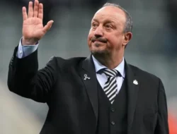 Bahkan Seorang Rafael Benitez Ikut Dorong Alexander-Arnold ke Real Madrid