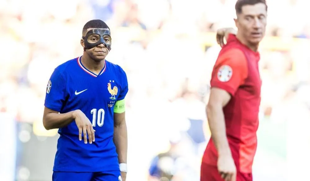 Robert Lewandowski vs Kylian Mbappe: Duel Sengit Top Skor La Liga 2024/2025! Robert Lewandowski vs Kylian Mbappe