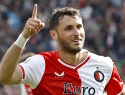 Gabung AC Milan, Santiago Gimenez Kenakan Nomor Punggung Legendaris Ini