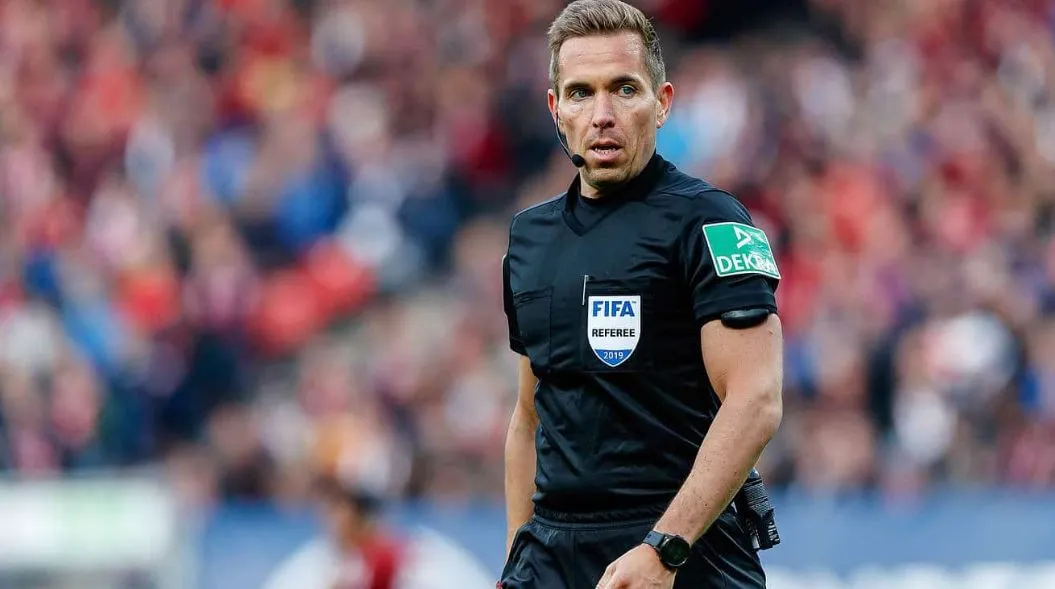 Kemarahan Pelatih Roma pada Wasit Tobias Stieler: Dia Menunggu Porto Menang! Tobias Stieler