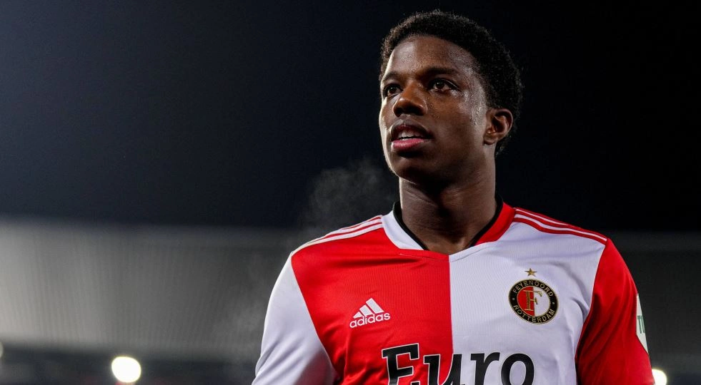 Gawat! Deadline Mendekat, MU Malah Gagal Pinjamkan Tyrell Malacia ke Benfica Tyrell Malacia