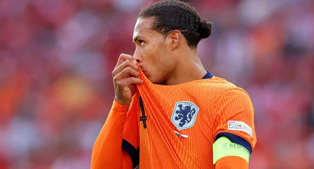 Agen Sudah Bertemu Direktur Liverpool, Van Dijk Segera Teken Kontrak Baru? Van Dijk