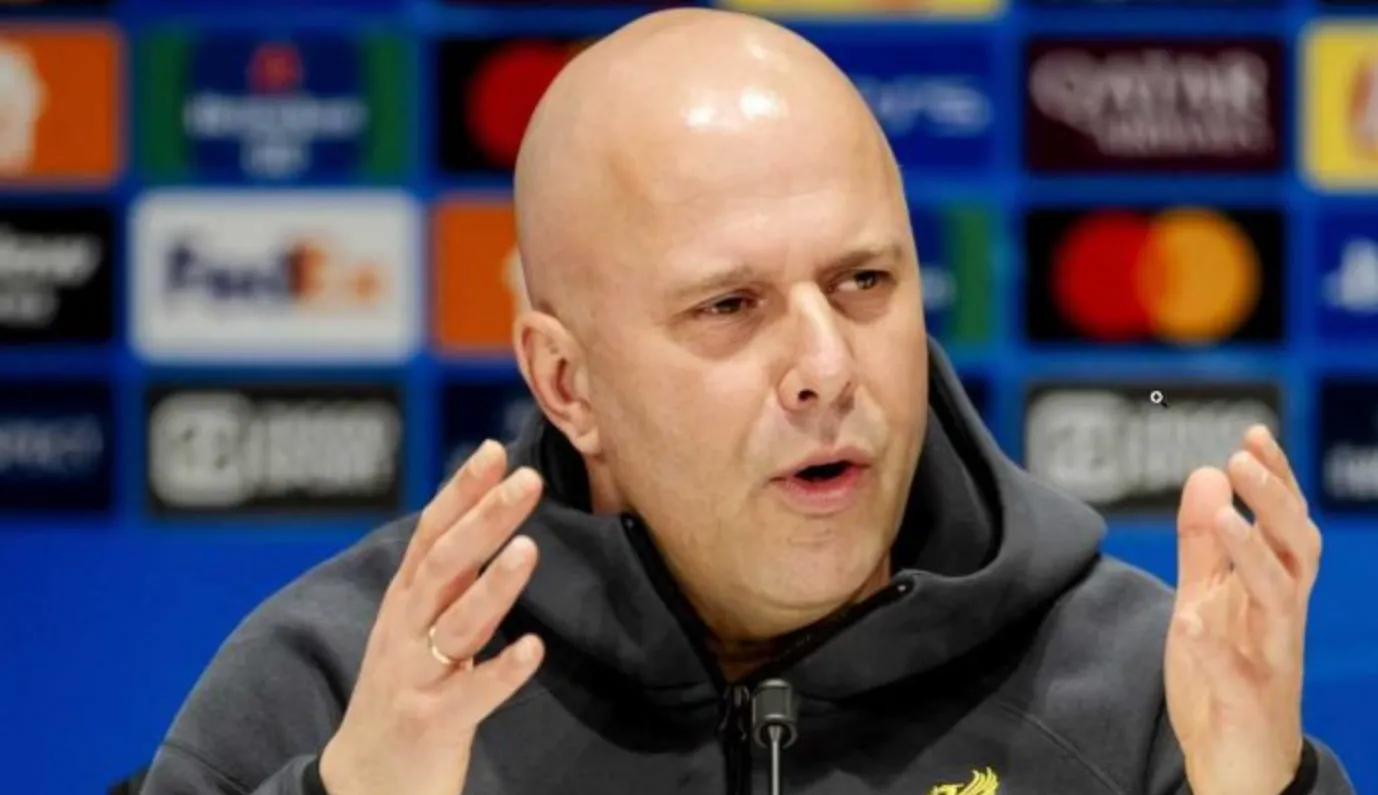 Arne Slot Sindir Erik ten Hag Usai Liverpool Tersingkir dari FA Cup arne slot