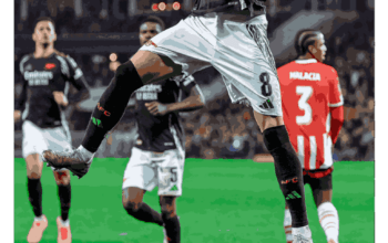 Prediksi Juara Liga Inggris 2025 Versi SCORE.CO.ID