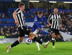 Todd Boehly Beri Jawaban Rumor Chelsea Butuh Striker Baru