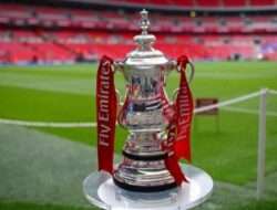 Ini Jadwal Babak 8 Besar Piala  FA 2024/2025