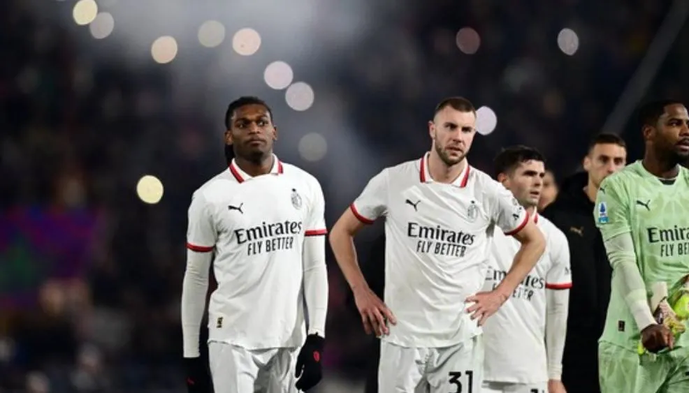 Suporter AC Milan Murka: Tuntut Pemilik Klub Angkat Kaki! AC Milan