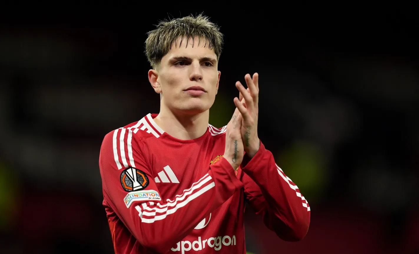 Barcelona Incar Alejandro Garnacho dari Manchester United Alejandro Garnacho