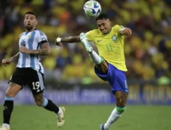 Senandung Dansa di Pelataran Monumental: Tango Argentina dan Samba Brasil Beradu Irama