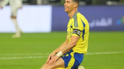 Kocak! Cristiano Ronaldo Ejek Tampilan CR7 KW yang Datang ke Stadion: Jelek Banget!