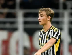 Liverpool dan Real Madrid Berebut Tanda Tangan Dean Huijsen