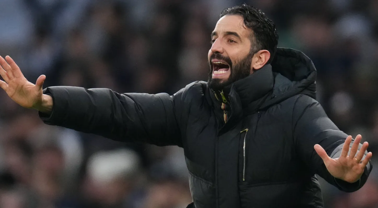 Spill Fabrizio Romano: MU Bakal Beli Bek Tengah Baru! Fabrizio Romano