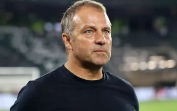 Hansi Flick: Lupakan Leg 1, Barca Harus Fokus Hadapi Benfica di Leg 2 Babak 16 Besar Liga Champions