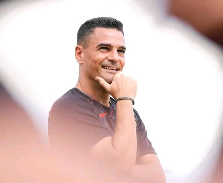 Carlos Pena Ikut Komentar Soal Pemanggilan Pemain Patrick Kluivert