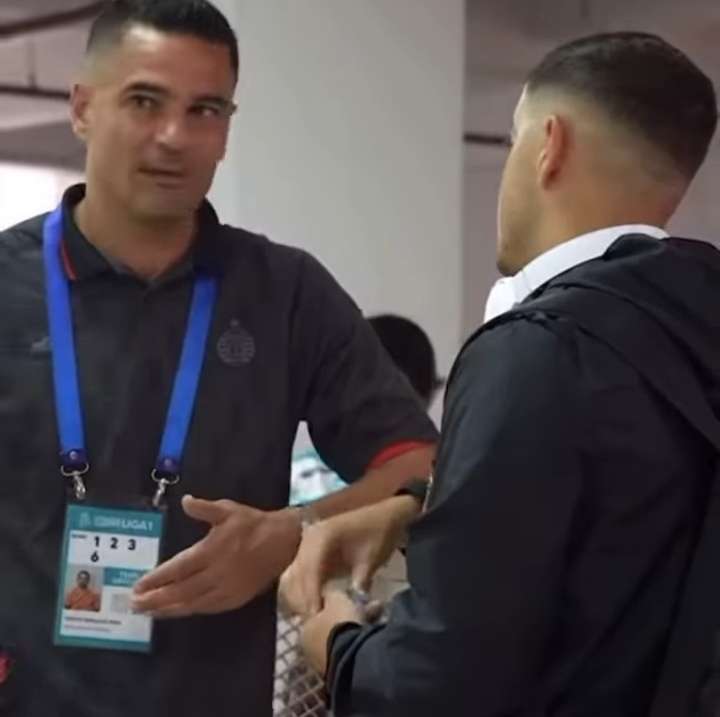 Persija siapkan pengganti Gustavo dan Gajos