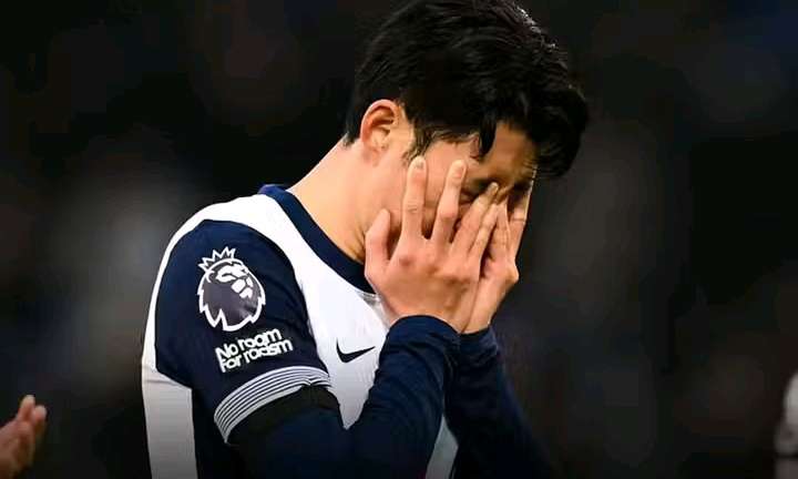 Son Heung-min Salahkan Lapangan