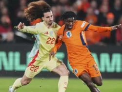 Barcelona Mencari Bek Kanan, Jeremie Frimpong jadi Pilihan?