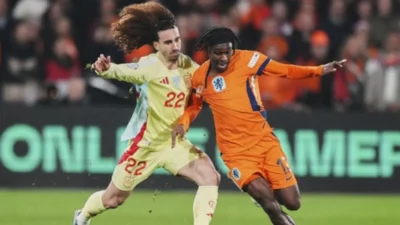 Barcelona Mencari Bek Kanan, Jeremie Frimpong jadi Pilihan?