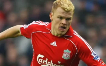 John Arne Riise dan Tendangan Keras yang Menghantui Alan Smith