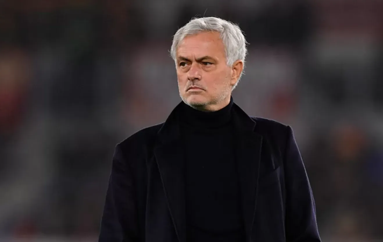 Jose Mourinho Beri Tanggapan Soal PHK Massal di MU, Apa Katanya? Jose Mourinho