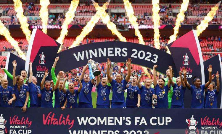 Kisah heroik dan momen tak terlupakan dari turnamen sepak bola wanita Inggris.