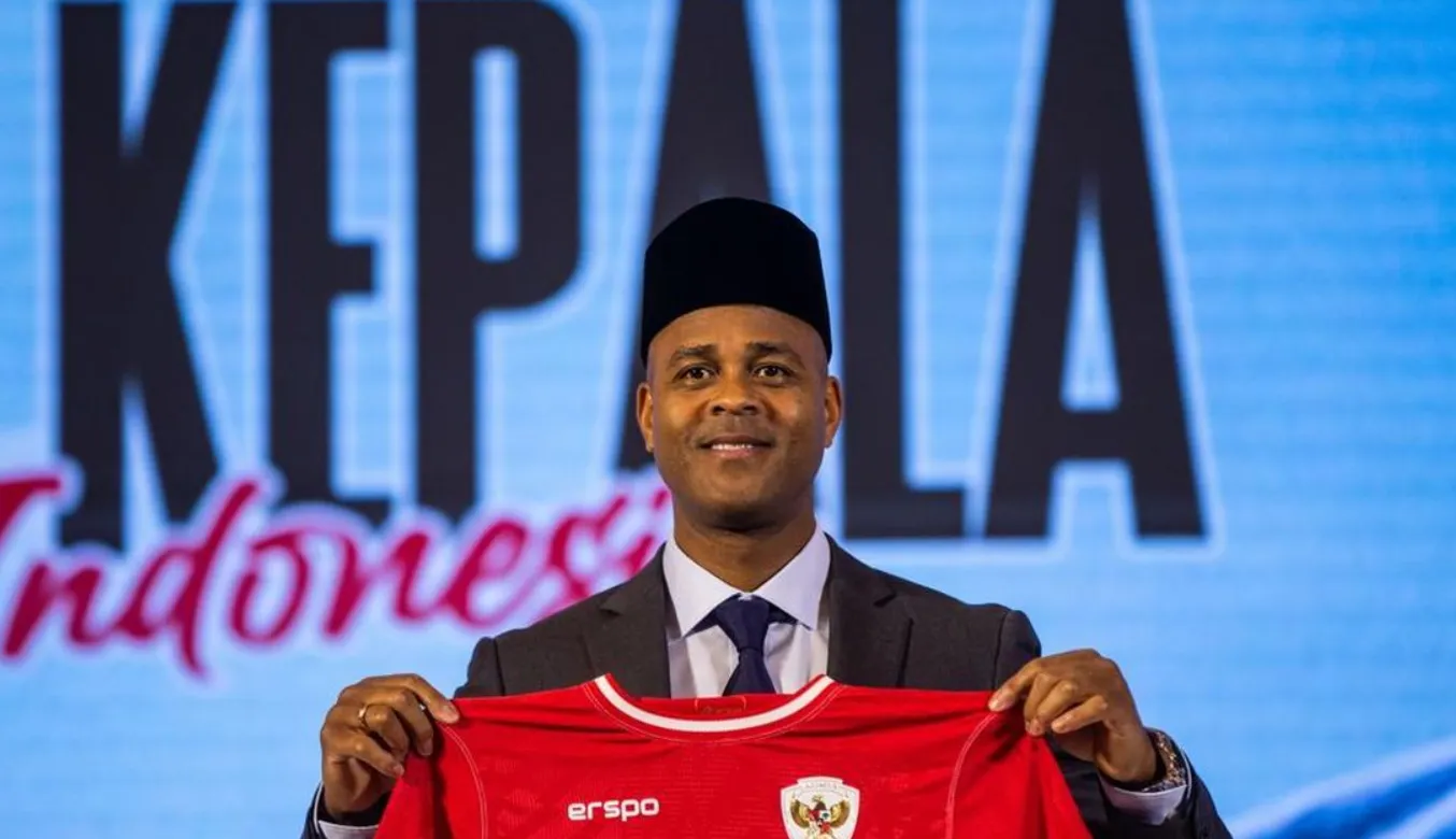 Patrick Kluivert Analisis Kekalahan Timnas Indonesia dari Australia demi Melawan Bahrain: Semangat Tim Ini akan Selalu Ada Kluivert
