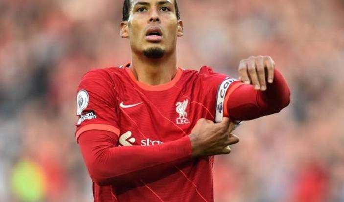 DOGSO dan SPA dalam Sepak Bola: Panduan Lengkap Aturan dan Contoh Kasus Memahami Keputusan Wasit, Dampak pada Pertandingan, dan Studi Praktis