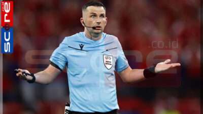 Michael Oliver Tidak Bertugas di Liga Inggris