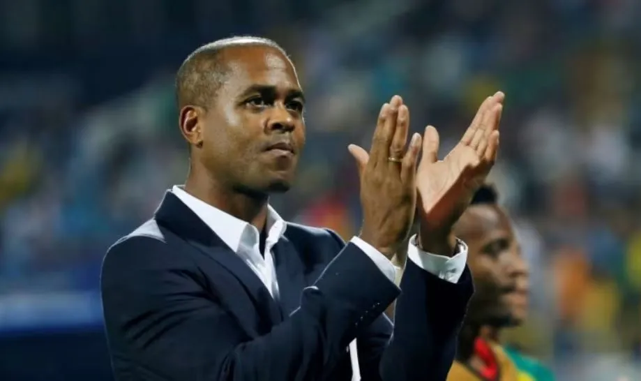 Membandingkan Prestasi Patrick Kluivert dan Tony Popovic Sebagai Pelatih: Siapa Lebih Unggul? Patrick Kluivert