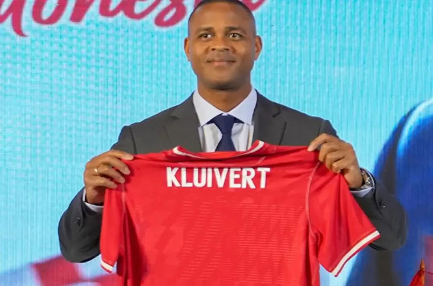 Timnas Indonesia Punya 30 Pemain buat Tantang Australia, Patrick Kluivert Harus Coret 7 Nama untuk Masuk Line-up Patrick Kluivert