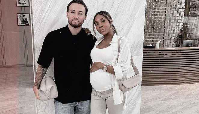 Marc Klok dan Istri Mualaf: Kisah Inspiratif di Balik Konversi Perjalanan spiritual gelandang Persib yang menggetarkan hati.