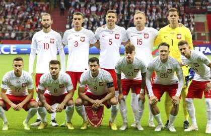 Bintang Sepak Bola Polandia: Nama-Nama Besar yang Mengguncang Dunia Profil bintang sepak bola Polandia yang menginspirasi dunia dengan skill luar biasa.