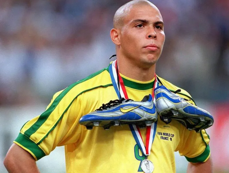 Gaya Hidup Ronaldo di Real Madrid Era Galacticos: Pesta dan Latihan Ronaldo Nazario