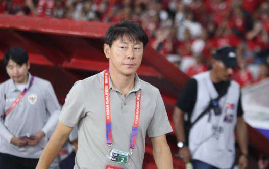 Apakah Shin Tae-yong Kembali Melatih Timnas Indonesia Setelah Kekalahan vs Australia ? Rumor terbaru seputar kembalinya Shin Tae-yong ke kursi pelatih timnas.
