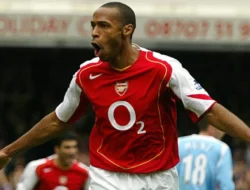 Alasan Sebenarnya Arsenal Jual Thierry Henry ke Barcelona