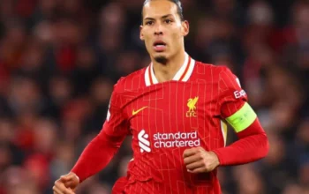 Van Dijk Bela 2 Rekannya yang Lakukan Blunder Fatal di Laga Belanda vs Spanyol