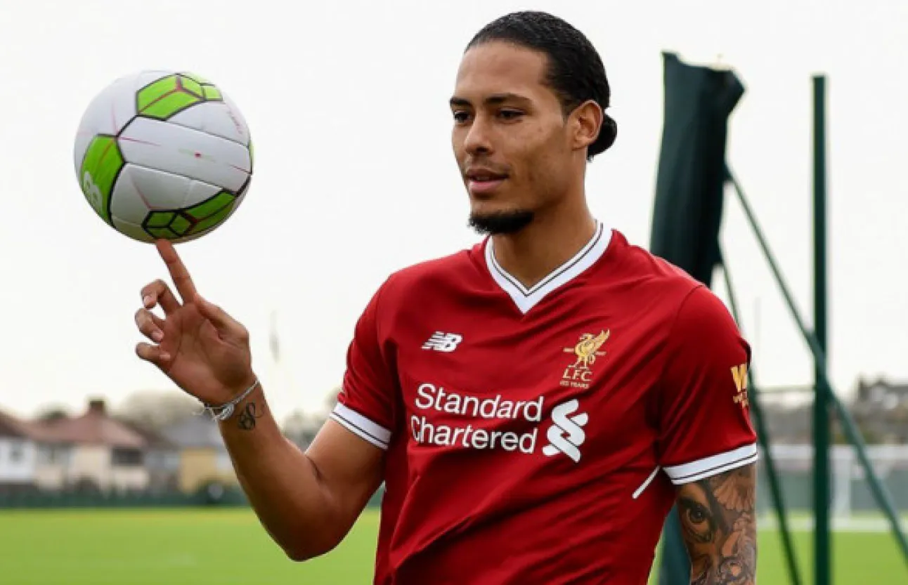 Van Dijk Bela 2 Rekannya yang Lakukan Blunder Fatal di Laga Belanda vs Spanyol Van Dijk